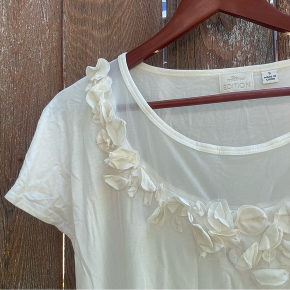 ERIN FETHERSTON Women’s Cream Circle Applique Ruffle Sleeve Dressy Shirt Small - Picture 4 of 10